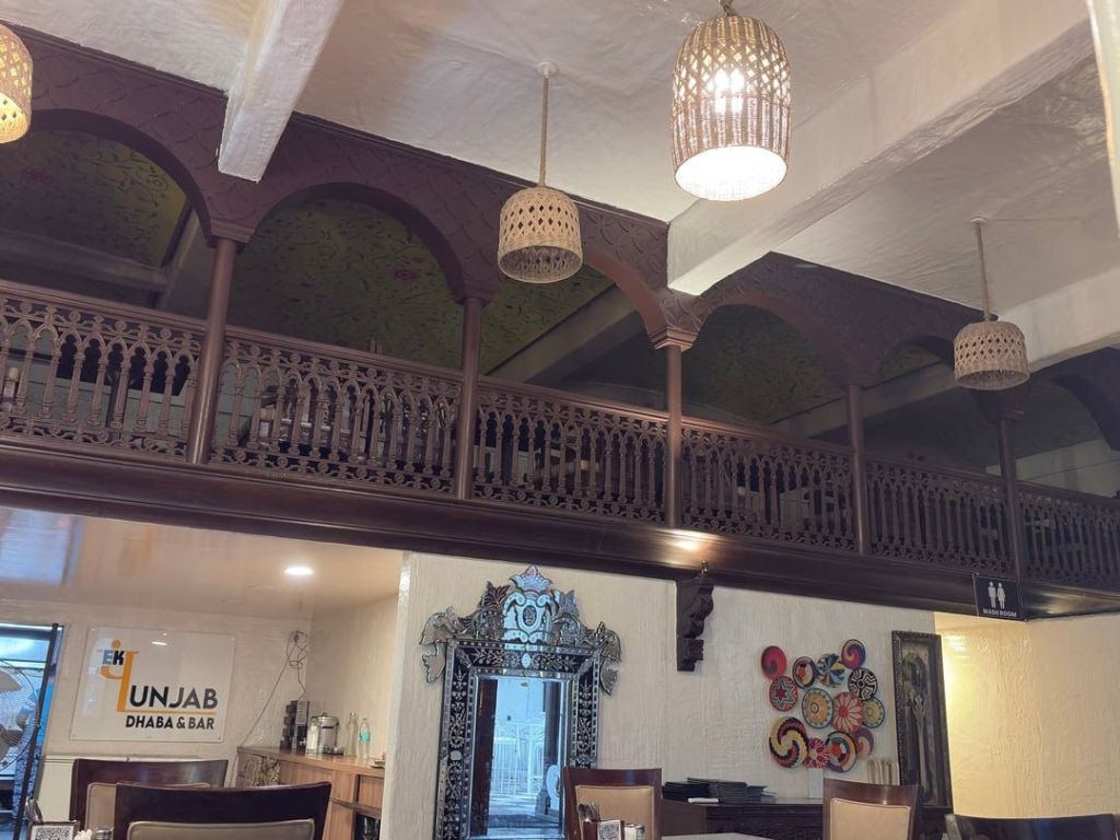 Casual-dining-restaurant